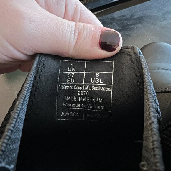 Dr. Martens EUC 2976 Nappa Leather Chelsea Boots - Picture 5 of 6